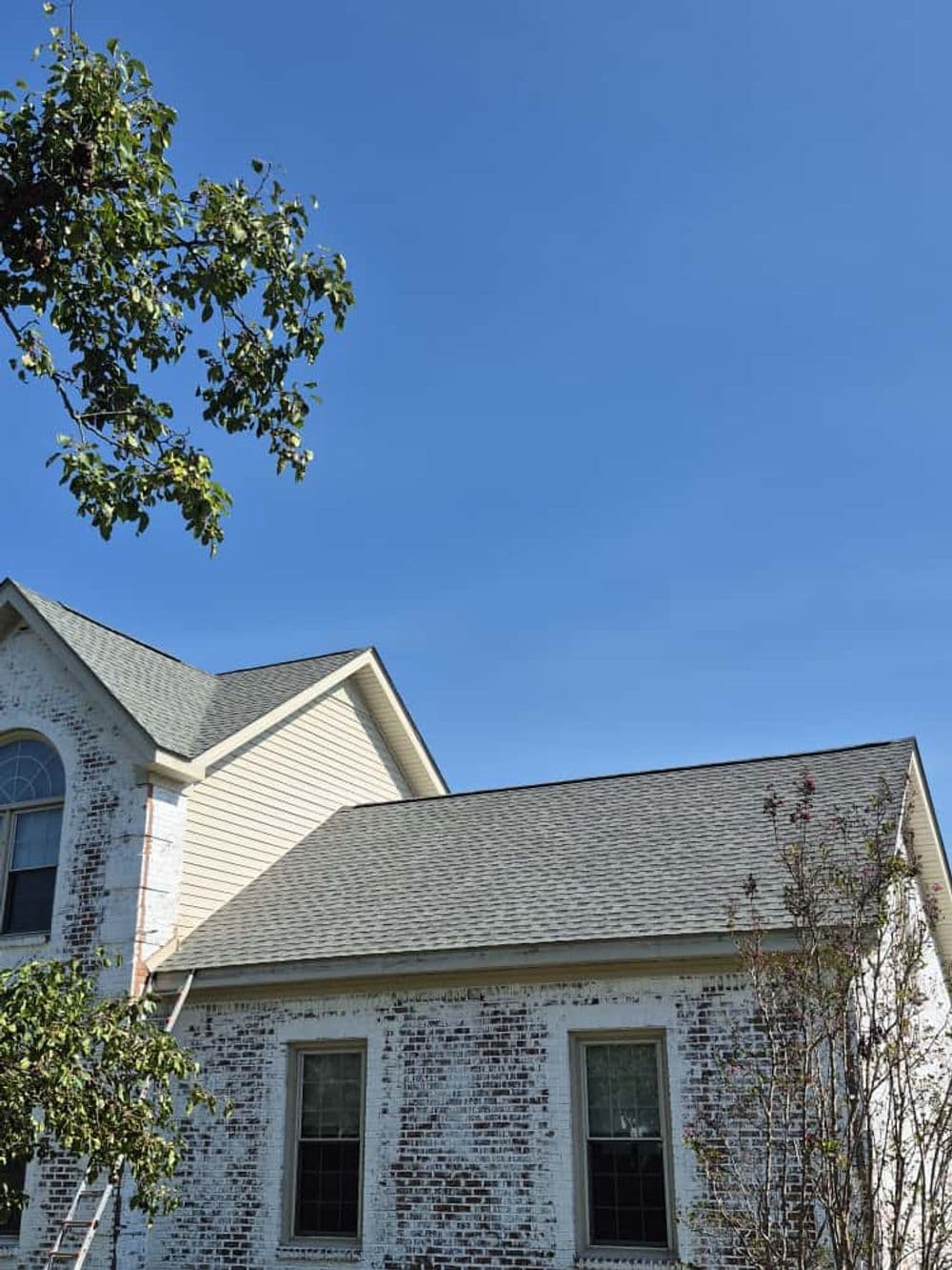 Gallery photos for Full Roof Replacement on a Large Cordova Home: Image #12