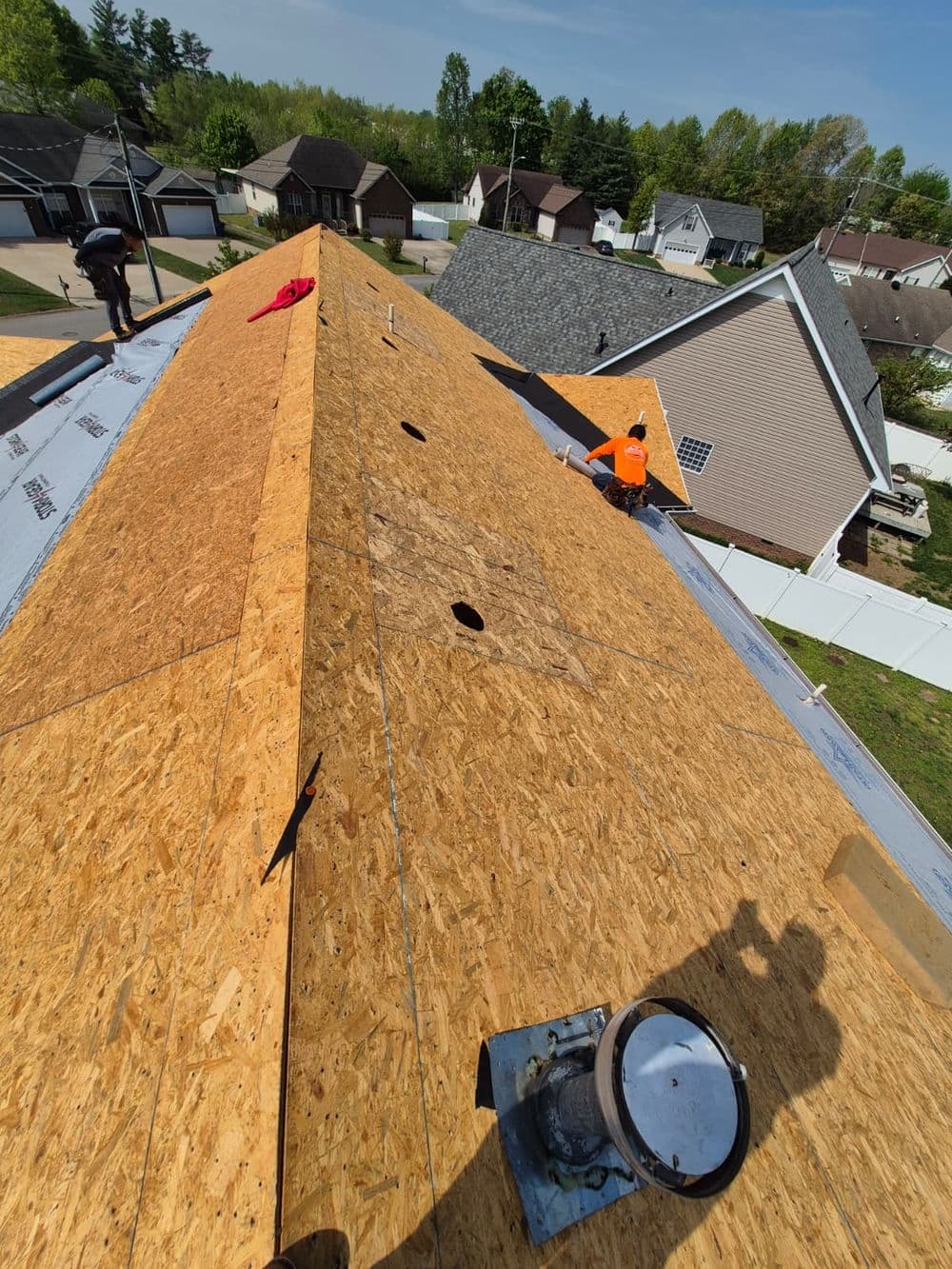 Gallery photos for Full Roof Replacement With GAF Timberline HDZ Shingles in Clarksville, TN: Image #2